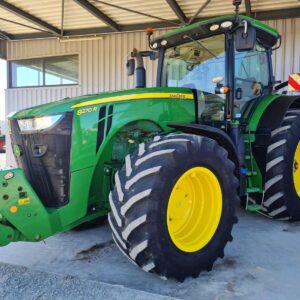John deere 8270r