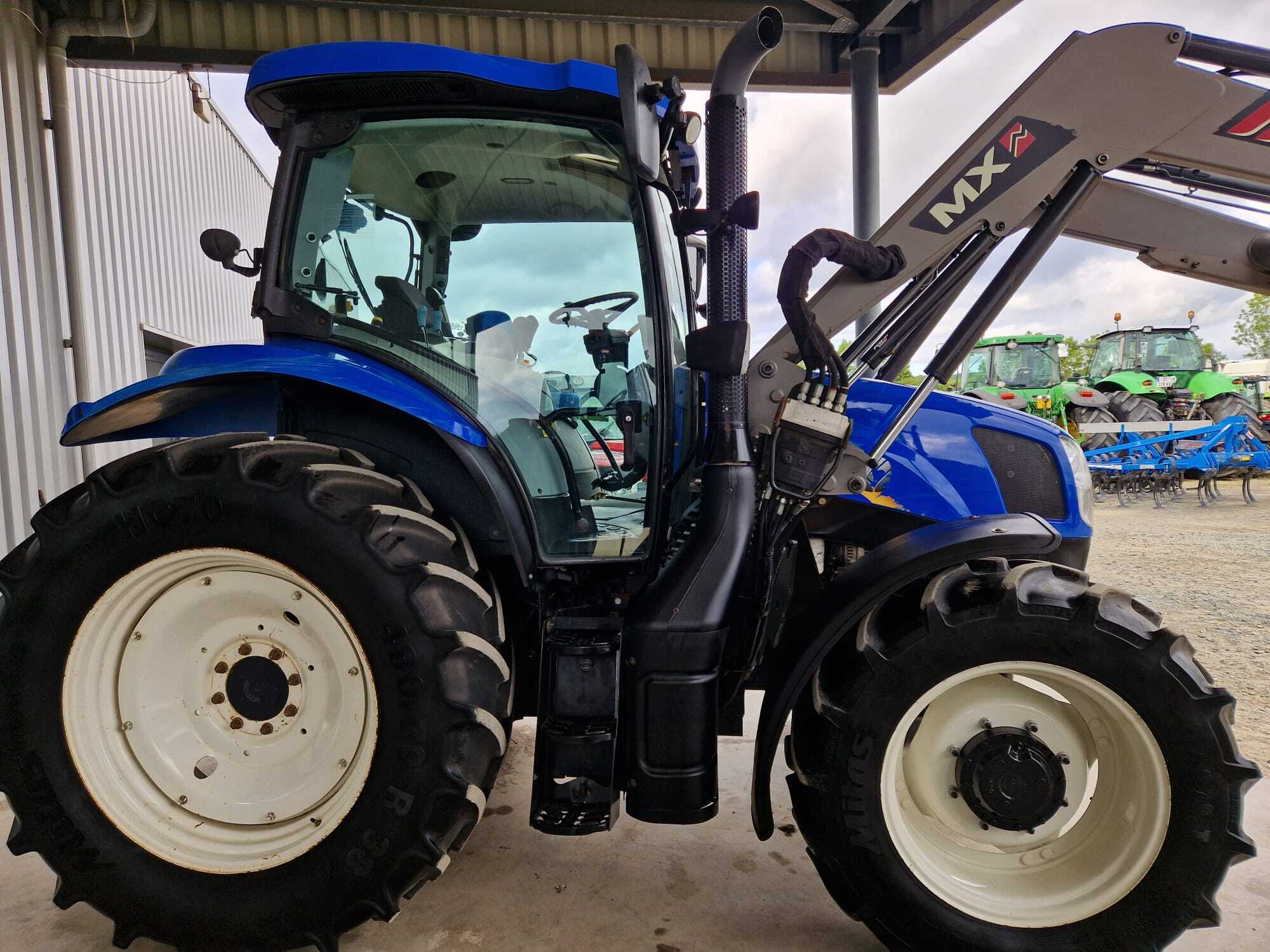 New holland t6.120 electro command – Image 12